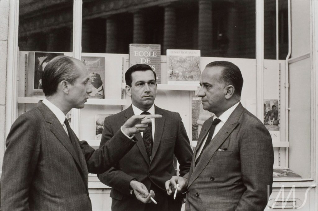 Antonio Candido, Fernando Sabino e Otto Lara Resende. Paris, 1965. Foto de Alécio de Andrade pertencente ao acervo do Instituto Moreira Salles.